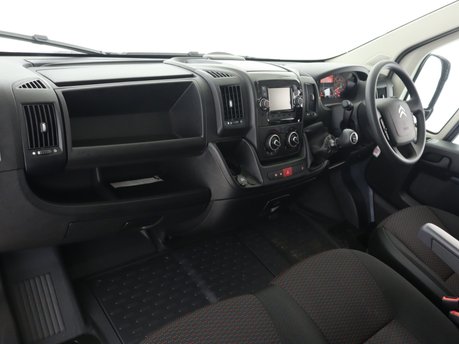 Citroen Relay 2.2 BlueHDi L3H2 Van 140ps Enterprise 4