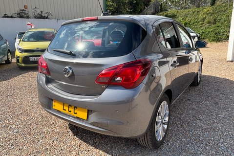 Vauxhall Corsa SE.. AUTOMATIC.. 9 SERVICES.. 1 PREVIOUS KEEPER.. STUNNING 4