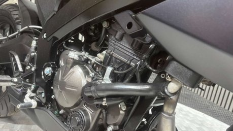 Aprilia Tuono 2025 25 PLATE 15BHP E5 SPORTS BIKE LEARNER ONLY 3K 12