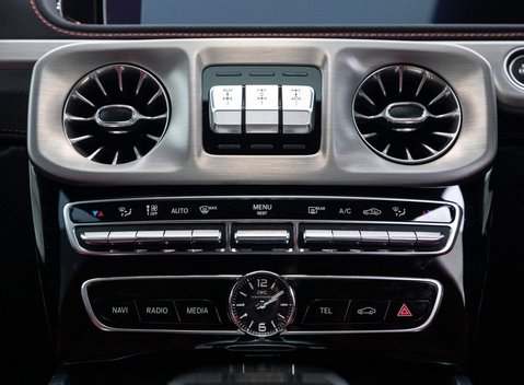 Mercedes-Benz G Series AMG G 63 4MATIC 15
