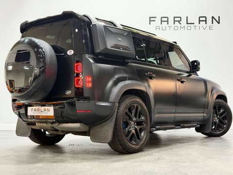 Land Rover Defender 2.0 SD4 S SUV 5dr Diesel Auto 4WD Euro 6 (s/s) (240 ps) 23
