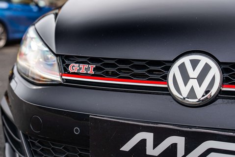 Volkswagen Golf 2.0 Golf GTi Performance TSi 5dr 33