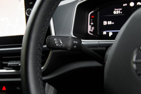 Volkswagen T-Roc STYLE TSI DSG 16