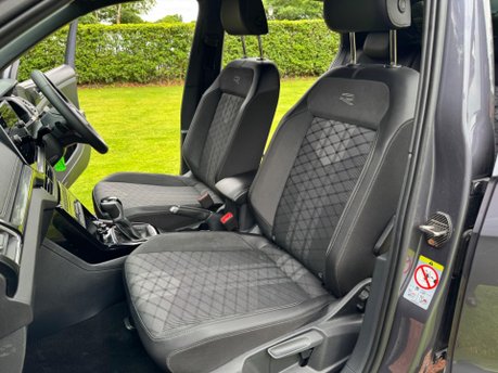 Volkswagen T-Cross R-LINE TSI DSG 34