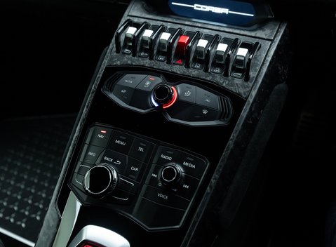 Lamborghini Huracan LP 640-4 PERFORMANTE 13