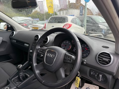 Audi A3 1.6 TDI SE Sportback Euro 5 (s/s) 5dr 17