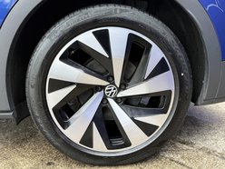 Volkswagen Id.4 Pro Performance 77kWh Style Edition SUV 5dr Electric Auto (204 ps) 16