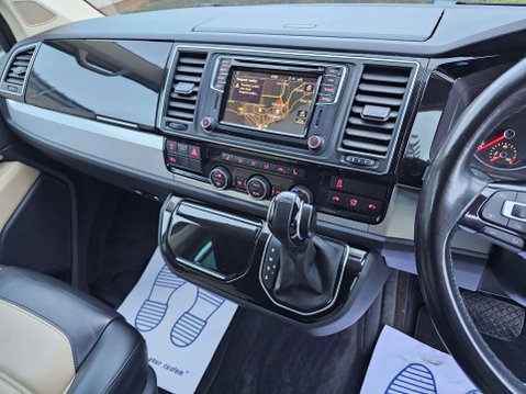 Volkswagen Caravelle 2.0 BiTDI BlueMotion Tech Executive MPV 5dr Diesel DSG 4Motion Euro 6 (s/s) 34