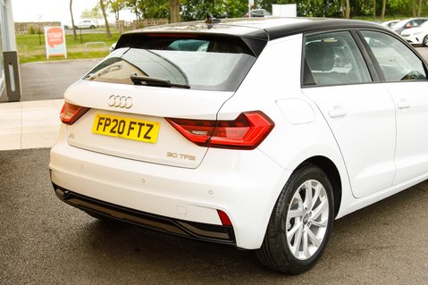 Audi A1 SPORTBACK TFSI SPORT 8