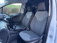 Ford Transit Courier Base Ecoboost 100 ps with Air Con / Rear Sensors 27
