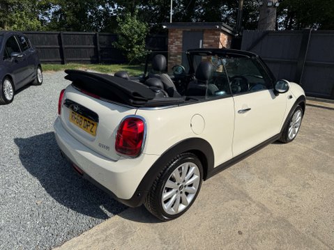 Mini Convertible 1.5 Cooper 2dr 28