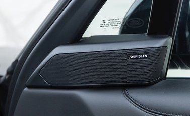 Land Rover Range Rover P440e HSE 21