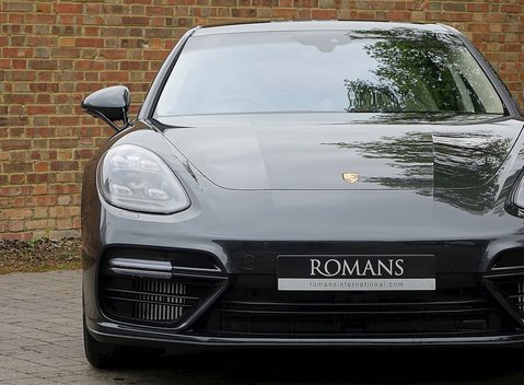 Porsche Panamera Turbo 26