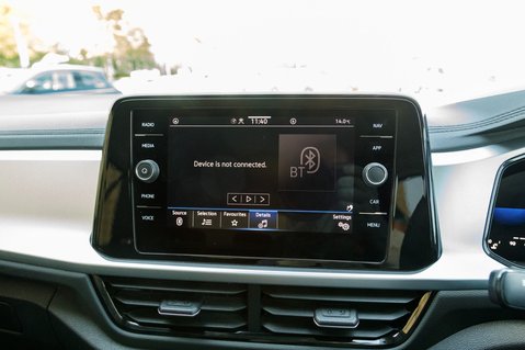 Volkswagen T-Roc LIFE TSI 22