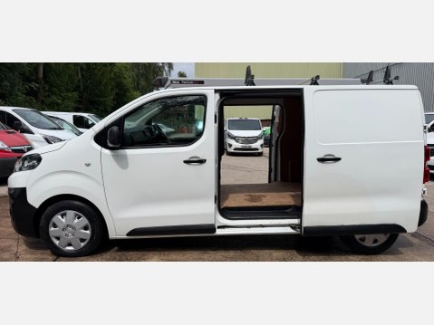 Citroen Dispatch 1.6 BlueHDi 1000 X M Panel Van 6dr Diesel Manual FWD 2 Euro 6 (95 ps) 40