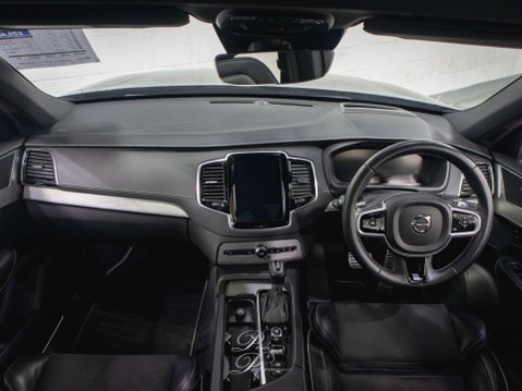 Volvo XC90 2.0 XC90 R-Design D5 PowerPulse AWD Auto 4WD 5dr 37