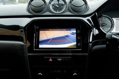 Suzuki Vitara KURO 29