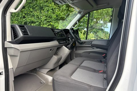 Volkswagen Crafter CR35 Startline 140 ps Tdi Utility Cab Tipper - Air Con & Sat Nav 14