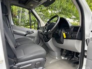 Mercedes-Benz Sprinter 519 Cdi V6 Mobile Command Unit - Generator / Air Con / Ex MOD 20