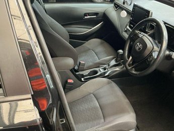 Toyota Corolla 1.8 VVT-h Icon Tech Touring Sports CVT Euro 6 (s/s) 5dr
