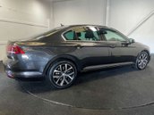 Volkswagen Passat 1.6 Passat SEL TDI Semi-Auto 4dr 5