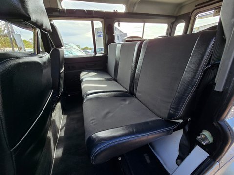 Land Rover Defender 110 TD5 XS STATION WAGON 14
