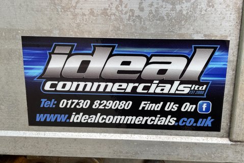 Isuzu Grafter N35.125T Dropside Truck 12