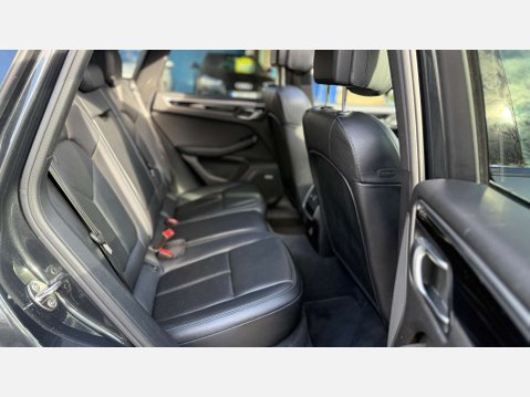Porsche Macan 3.0 Macan S Semi-Auto 4WD 5dr 14