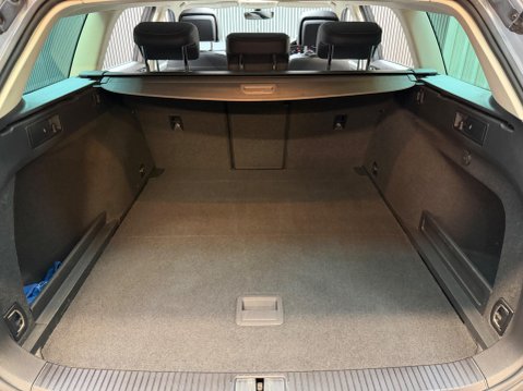 Volkswagen Passat 2.0 TDI GT Euro 6 (s/s) 5dr 50