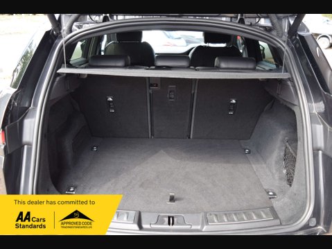 Land Rover Range Rover Evoque 2.0 Range Rover Evoque R-Dynamic SE D Auto 4WD 5dr 36