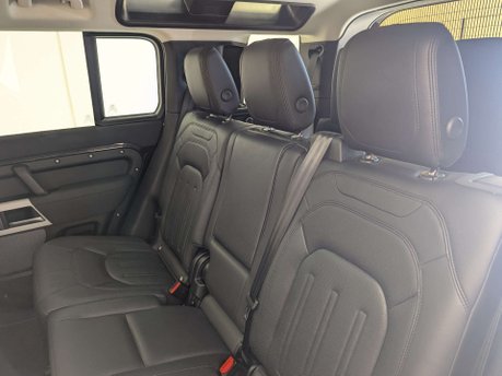 Land Rover Defender 3.0 Defender XS Edition MHEV Auto 4WD 5dr 42