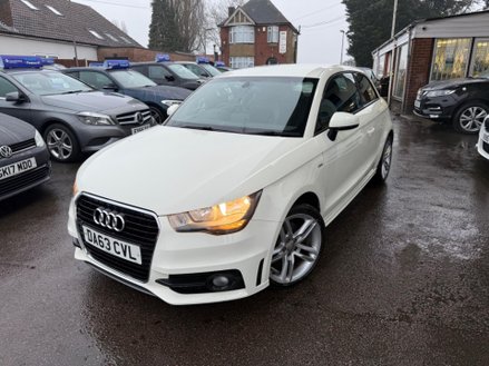 Audi A1 1.6 TDI S line Euro 5 (s/s) 3dr