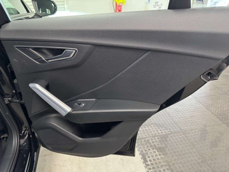 Audi Q2 1.5 Q2 S Line 35 TFSI Semi-Auto 5dr 39