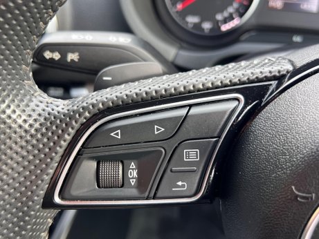 Audi A3 1.5 TFSI CoD Black Edition Sportback S Tronic Euro 6 (s/s) 5dr 21