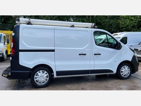Vauxhall Vivaro 1.6 CDTi 2900 ecoFLEX L1 H1 Euro 5 (s/s) 5dr 11