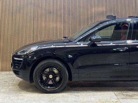 Porsche Macan 3.0 Macan S D Semi-Auto 4WD 5dr 31