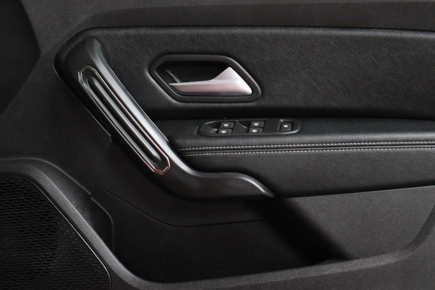 2021 Dacia Duster — image 31