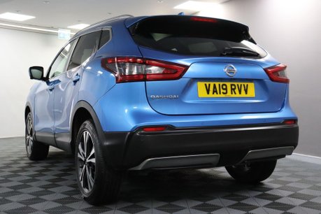 Nissan Qashqai DIG-T TEKNA 29