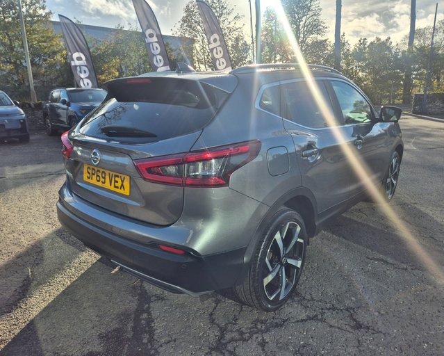 Nissan Qashqai DIG-T TEKNA