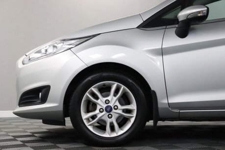 Ford Fiesta ZETEC 27