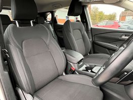 Nissan Qashqai 1.3 Qashqai Acenta Premium DiG-T MHEV CVT 5dr 72