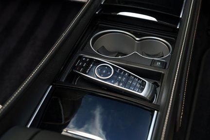 Mercedes-Benz S Class MAYBACH S600 V12 35