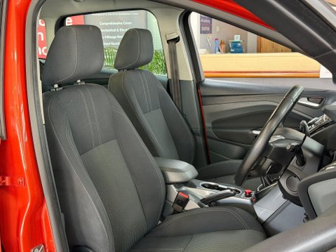 Ford C-Max 1.6 Titanium MPV 5dr Petrol Manual Euro 5 (125 ps) 10