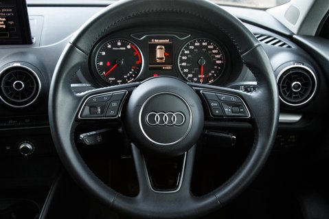 Audi A3 TFSI SE TECHNIK 20