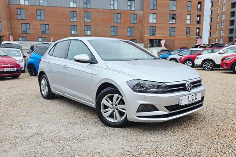 Volkswagen Polo SE EVO.. 5 SERVICES.. INSURANCE GROUP.. STUNNING EXAMPLE 1
