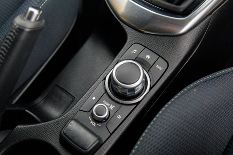 Mazda 2 SPORT NAV MHEV 32