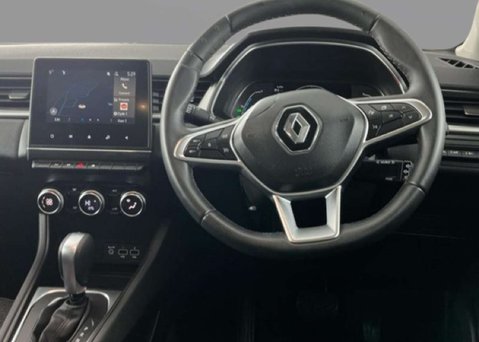 Renault Captur 1.6 E-TECH techno SUV 5dr Petrol Hybrid Auto Euro 6 (s/s) (145 ps) 10