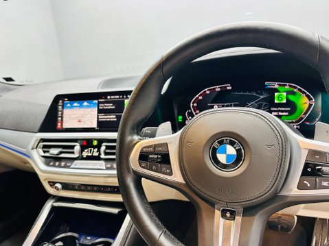 BMW 4 Series 2.0 420d MHT M Sport Auto Euro 6 (s/s) 2dr 19