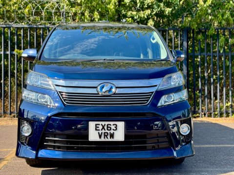 Toyota Vellfire Hybrid ZR G Edition 26