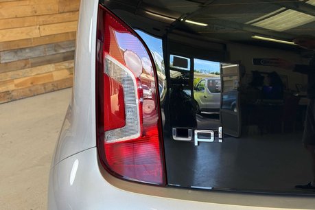 Volkswagen Up 1.0 High up! Hatchback 5dr Petrol ASG Euro 6 (75 ps) 67
